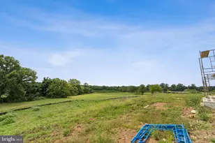 22921 Montjoy Ct, Leesburg, VA 20175 - Photo 17