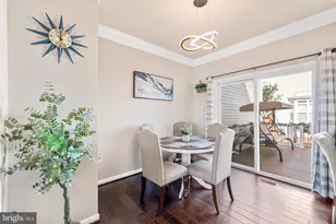 25427 Elm Terrace, Aldie, VA 20105 - Photo 17