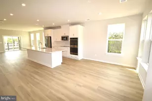 43795 Middleway Ter, Ashburn, VA 20147 - Photo 29