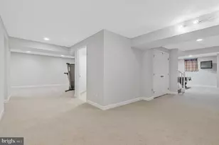 116 Lake Dr, Sterling, VA 20164 - Photo 47