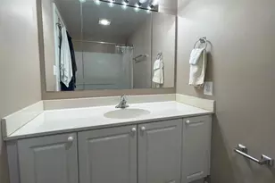 19365 Cypress Ridge Terrace, Leesburg, VA 20176 - Photo 39