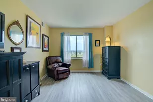 19365 Cypress Ridge Terrace, Leesburg, VA 20176 - Photo 33