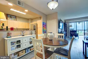 19365 Cypress Ridge Terrace, Leesburg, VA 20176 - Photo 25