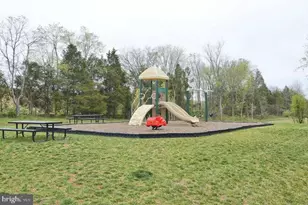 25184 Crested Wheat Dr, Aldie, VA 20105 - Photo 49