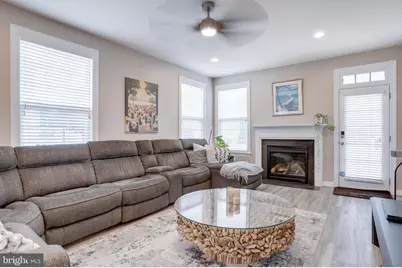 25184 Crested Wheat Drive, Aldie, VA 20105 - Photo 5