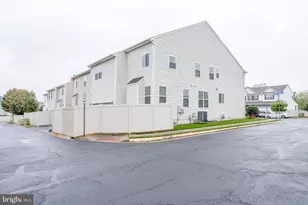 25184 Crested Wheat Dr, Aldie, VA 20105 - Photo 45