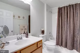 25184 Crested Wheat Dr, Aldie, VA 20105 - Photo 19