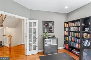 23251 Christopher Thomas Ln, Brambleton, VA 20148 - Photo 7