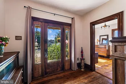 45 E Broad Way E, Lovettsville, VA 20180 - Photo 11