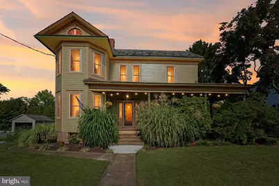 45 E Broad Way E, Lovettsville, VA 20180 - Photo 7