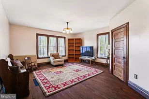 45 E Broad Way E, Lovettsville, VA 20180 - Photo 19