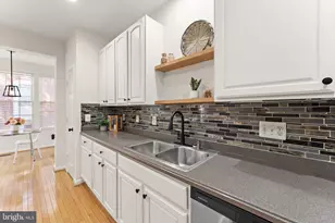 47825 Scotsborough Square, Sterling, VA 20165 - Photo 23