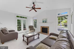 20765 Bank Way, Sterling, VA 20165 - Photo 17