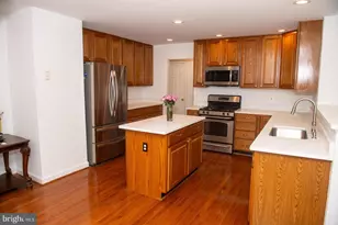 20765 Bank Way, Sterling, VA 20165 - Photo 13