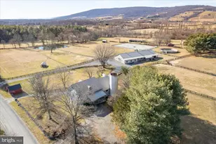 18935 Yellow Schoolhouse Rd, Bluemont, VA 20135 - Photo 3
