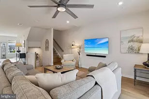 22381 Roanoke Rise Terrace, Ashburn, VA 20148 - Photo 5