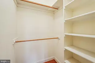 308 Sinegar Pl, Potomac Falls, VA 20165 - Photo 31