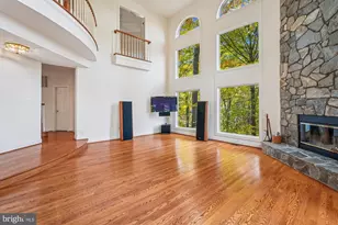 308 Sinegar Pl, Potomac Falls, VA 20165 - Photo 39