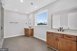 41800 Preston Fls Wy, Ashburn, VA 20148 - Photo 15