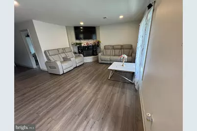 1314 E Holly Avenue, Sterling, VA 20164 - Photo 5