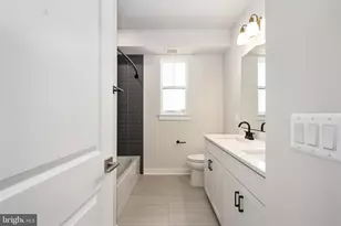 20183 Northpark Dr, Ashburn, VA 20147 - Photo 39