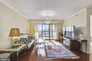 19385 Cypress Ridge Terrace, Leesburg, VA 20176 - Photo 3