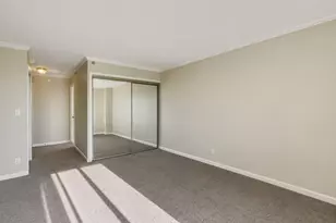 19385 Cypress Ridge Terrace, Leesburg, VA 20176 - Photo 13