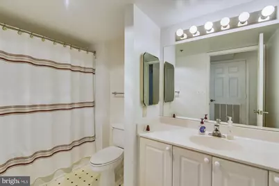 19385 Cypress Ridge Terrace #920, Leesburg, VA 20176 - Photo 21