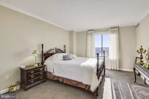 19385 Cypress Ridge Terrace, Leesburg, VA 20176 - Photo 13