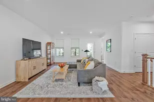 45928 Swallow Ter, Sterling, VA 20165 - Photo 15