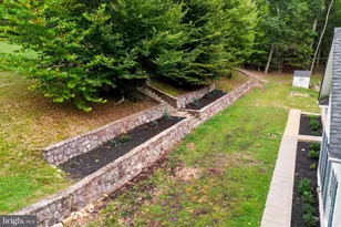 14388 Waterford Woods Ct, Leesburg, VA 20176 - Photo 7