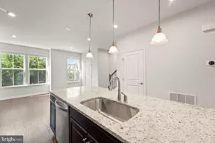 43400 Apple Orch Sq, Ashburn, VA 20148 - Photo 17