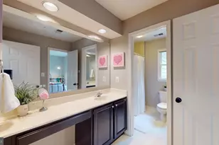 126 Lake Dr, Sterling, VA 20164 - Photo 55