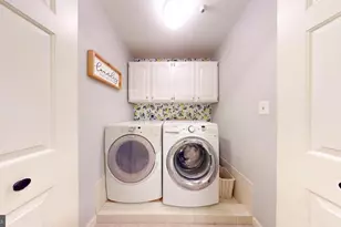 126 Lake Dr, Sterling, VA 20164 - Photo 59