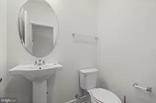 43382 Farringdon Sq, Broadlands, VA 20148 - Photo 5