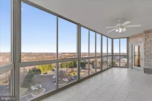 19355 Cypress Ridge Terrace, Leesburg, VA 20176 - Photo 25