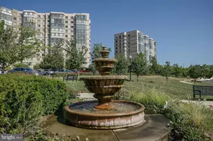 19355 Cypress Ridge Terrace, Leesburg, VA 20176 - Photo 55