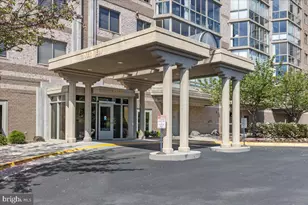 19355 Cypress Ridge Terrace, Leesburg, VA 20176 - Photo 1