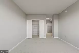 19355 Cypress Ridge Terrace, Leesburg, VA 20176 - Photo 35