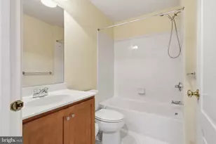 25202 Justice Dr, Chantilly, VA 20152 - Photo 33