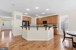 25202 Justice Dr, Chantilly, VA 20152 - Photo 9