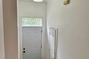 422 Nikki Terrace SE, Leesburg, VA 20175 - Photo 3