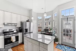 20510 Willoughby Square, Sterling, VA 20165 - Photo 9