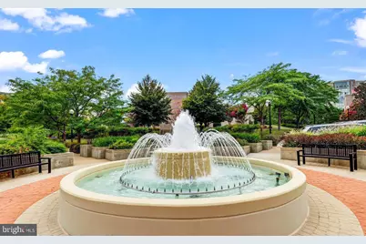 19385 Cypress Ridge Terrace #914, Leesburg, VA 20176 - Photo 29