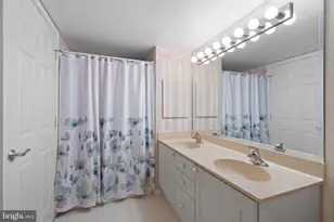 19385 Cypress Ridge Terrace, Leesburg, VA 20176 - Photo 19