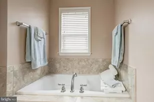 22644 Amberjack Square, Brambleton, VA 20148 - Photo 25