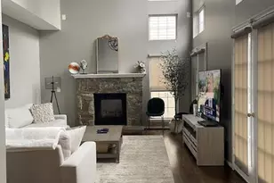 46620 Stonehelm Ct, Sterling, VA 20165 - Photo 3