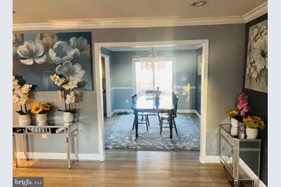 304 E Gordon Street E, Sterling, VA 20164 - Photo 7