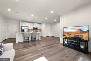 46270 Mount Allen Ter, Sterling, VA 20164 - Photo 3