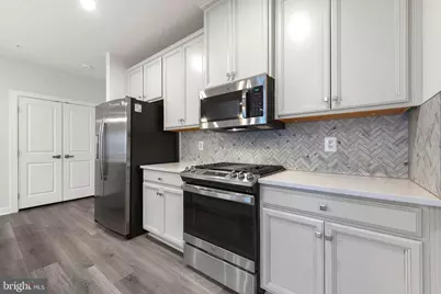 46270 Mount Allen Terrace #303, Sterling, VA 20164 - Photo 5